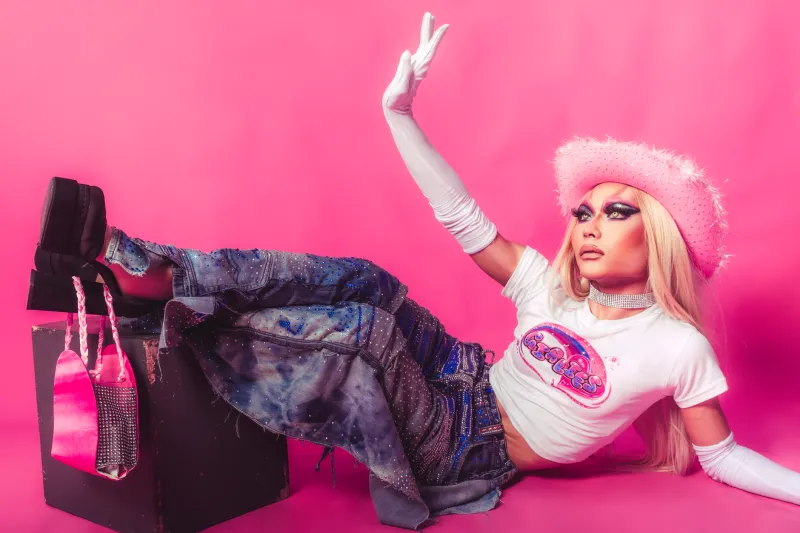 Stuck in 2003: Why Gen Z Is Absolutely Obsessed With an Era They Never Actually Lived