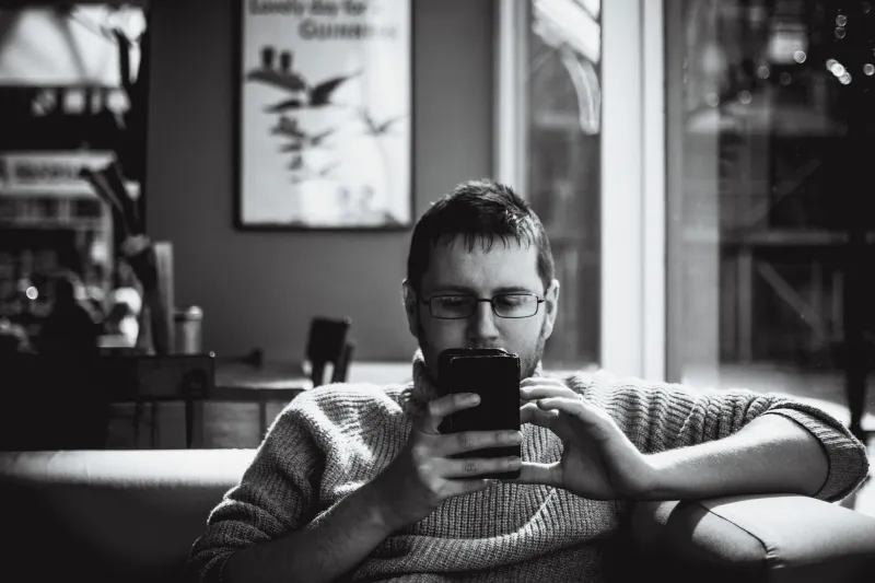Ghost Mode: The Weird, Guilty Feeling You Get From Unfollowing Someone You Never Actually Knew
